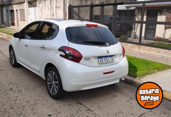 Autos - Peugeot 208 Feline 2018 Nafta 60100Km - En Venta