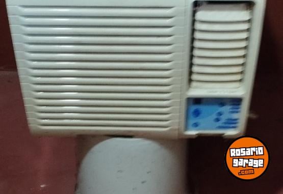 Hogar - AIRE ACONDICIONADO FRIO CALOR SURREY FUNCIONANDO PERFECTAMENTE $ 500.000 ACEPTARIA MOTO DE TITULAR - En Venta