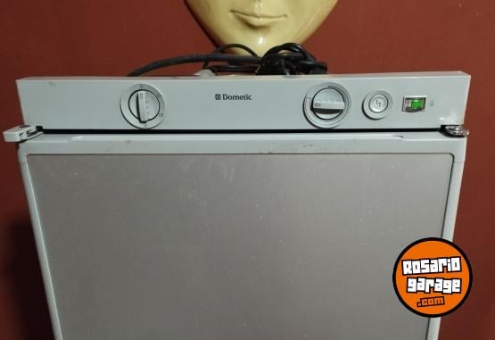 Hogar - HELADERAS TRIAL A GAS Y 220 MARCA DOMETIC Y SIANAGAS CADA UNA $ 800.000 ACEPTARIA MOTO DE TITULAR - En Venta