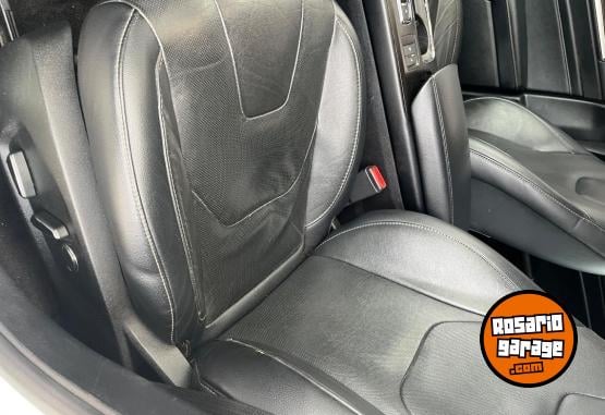 Autos - Ford Mondeo titanium 2018 Nafta 100000Km - En Venta