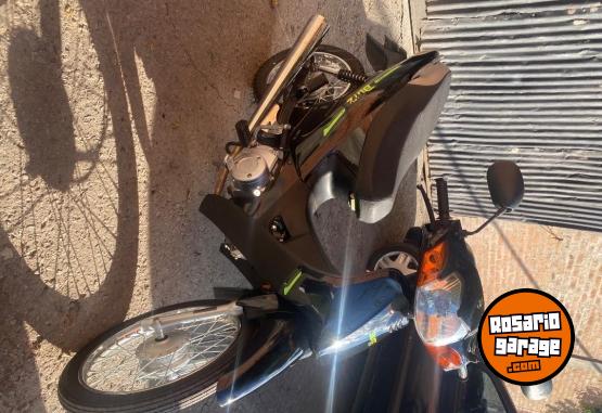 Motos - Motomel 110 2024 Nafta 7000Km - En Venta