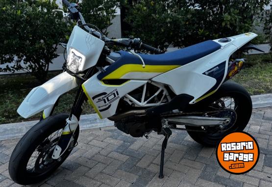 Motos - Husqvarna 701 supermoto 2018 Nafta 14000Km - En Venta