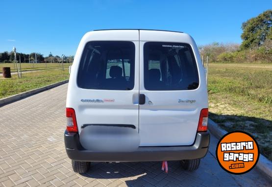 Utilitarios - Citroen Berlingo 1.6 HDI 2025 Diesel 34700Km - En Venta