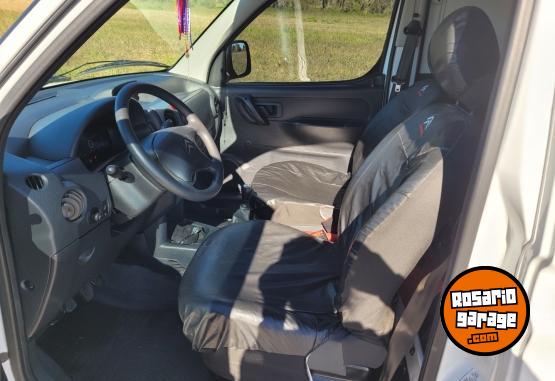 Utilitarios - Citroen Berlingo 1.6 HDI 2025 Diesel 34700Km - En Venta