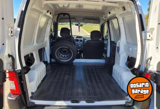 Utilitarios - Citroen Berlingo 1.6 HDI 2025 Diesel 34700Km - En Venta