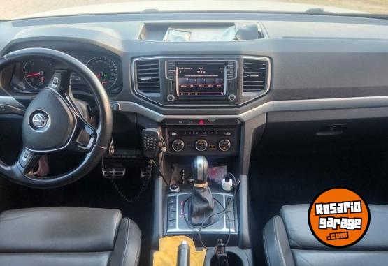 Camionetas - Volkswagen 2021 /Amarok v6 highline 2021 Diesel 180000Km - En Venta