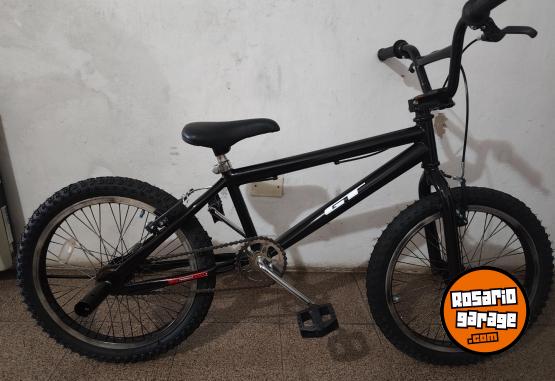 Deportes - BICICLETA RODADO 20, TIPO BMX. - En Venta