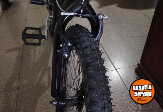 Deportes - BICICLETA RODADO 20, TIPO BMX. - En Venta