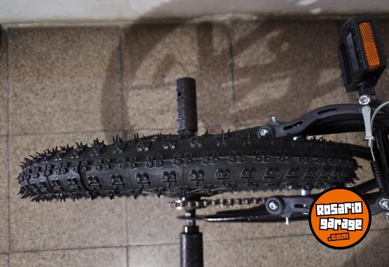 Deportes - BICICLETA RODADO 20, TIPO BMX. - En Venta