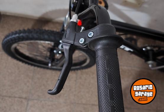 Deportes - BICICLETA RODADO 20, TIPO BMX. - En Venta