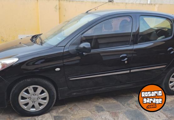 Autos - Peugeot 207 Compact 1.4 2012 Nafta 141000Km - En Venta