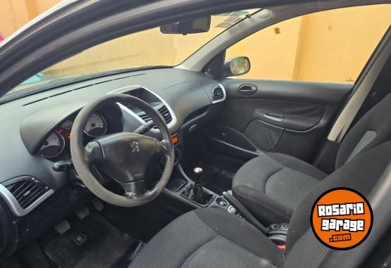 Autos - Peugeot 207 Compact 1.4 2012 Nafta 141000Km - En Venta