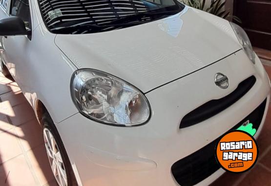 Autos - Nissan March 2016 Nafta 105000Km - En Venta