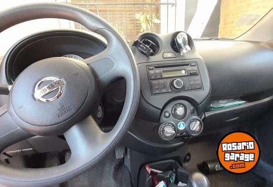 Autos - Nissan March 2016 Nafta 105000Km - En Venta