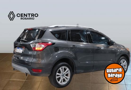 Autos - Ford KUGA SEL AWD AT6 2017 Nafta 77248Km - En Venta