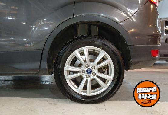 Autos - Ford KUGA SEL AWD AT6 2017 Nafta 77248Km - En Venta