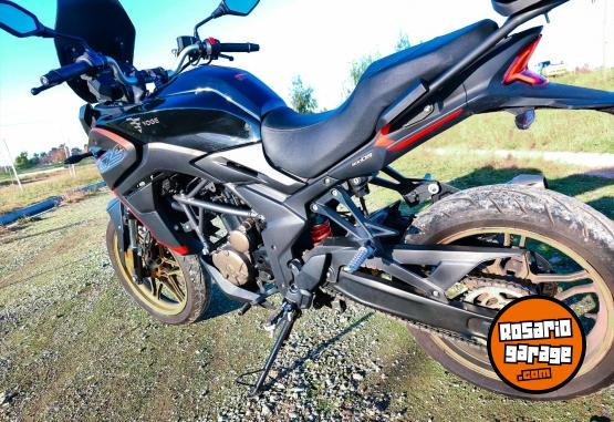 Motos - Voge 300 Ds 2024 Nafta 7600Km - En Venta