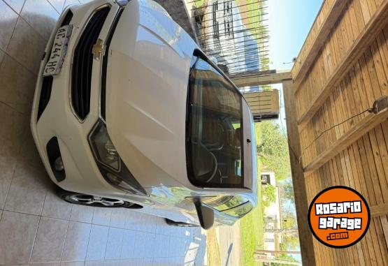 Autos - Chevrolet Onix 2018 Nafta 180000Km - En Venta