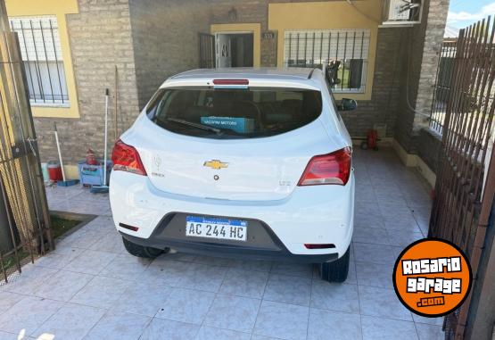 Autos - Chevrolet Onix 2018 Nafta 180000Km - En Venta