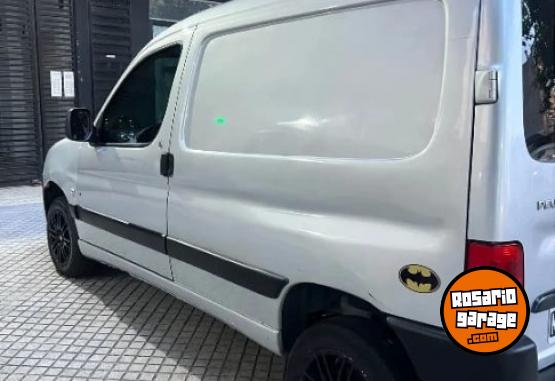 Utilitarios - Peugeot Parntner 2013 Diesel 180000Km - En Venta