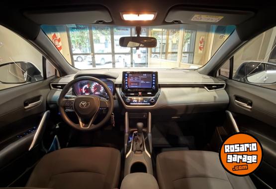 Autos - Toyota Corolla coss 2021 Nafta 73000Km - En Venta