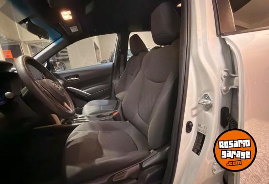 Autos - Toyota Corolla coss 2021 Nafta 73000Km - En Venta
