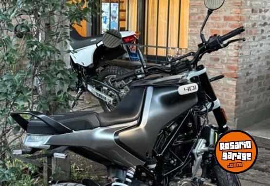 Motos - Husqvarna 401 2022 Nafta 11400Km - En Venta