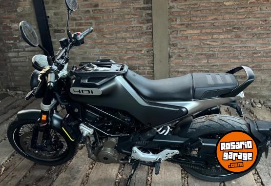 Motos - Husqvarna 401 2022 Nafta 11400Km - En Venta