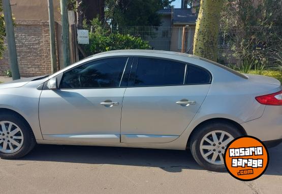 Autos - Renault FLUENCE 2.0 2011 Nafta 166000Km - En Venta