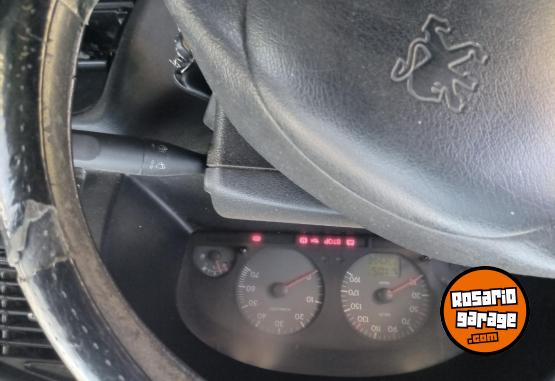 Utilitarios - Peugeot PARTNER FURGON 1.9 D 2008 Diesel 272900Km - En Venta