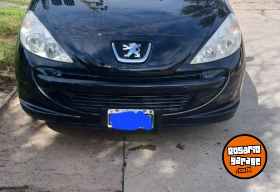 Autos - Peugeot 207 2011 Nafta 150000Km - En Venta