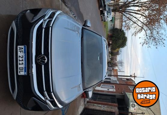 Autos - Volkswagen Taos highline 2022 Nafta 40000Km - En Venta