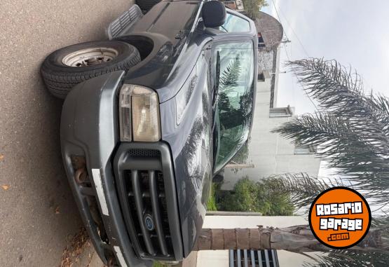 Camionetas - Ford F-100 2025 Diesel 111111Km - En Venta