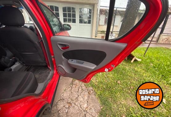 Autos - Fiat Fiat palio Sporting 2014 GNC 155400Km - En Venta