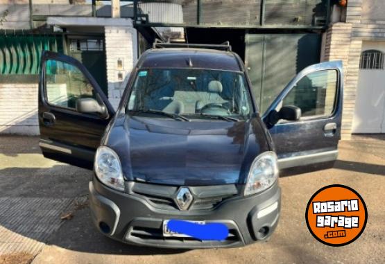 Utilitarios - Renault Kangoo grand confort 1.5 2015 Diesel 170000Km - En Venta