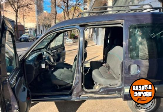 Utilitarios - Renault Kangoo grand confort 1.5 2015 Diesel 170000Km - En Venta