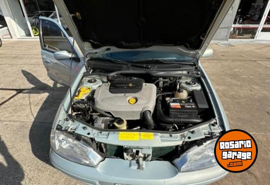 Autos - Renault MEGANE FASE 2 – PRIVILEGE 2004 Diesel 281366Km - En Venta