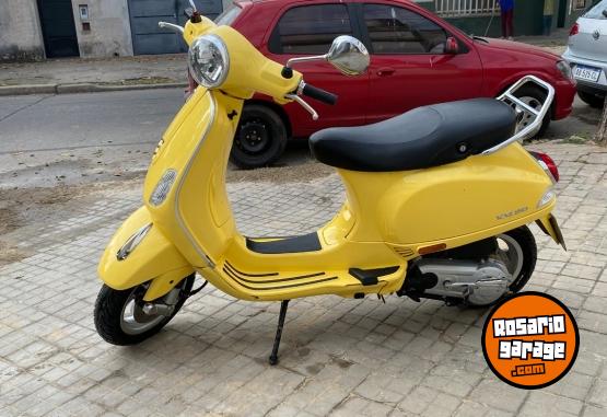 Motos - Vespa VXL150 2018 Nafta 9800Km - En Venta