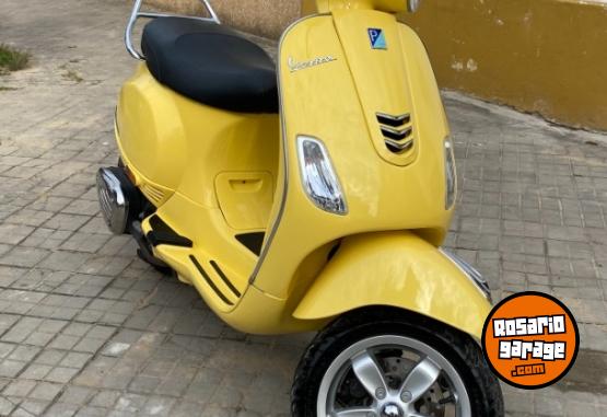Motos - Vespa VXL150 2018 Nafta 9800Km - En Venta