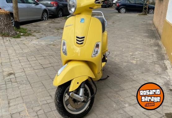 Motos - Vespa VXL150 2018 Nafta 9800Km - En Venta