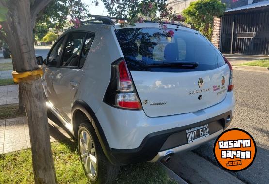 Autos - Renault Sandero Stepway 2015 Nafta 120000Km - En Venta