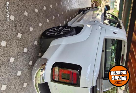 Camionetas - Volkswagen AMAROK .V6 extreme 4x4 2025 Diesel 18000Km - En Venta