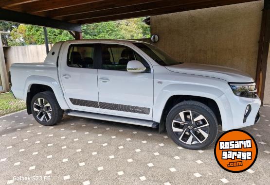 Camionetas - Volkswagen AMAROK .V6 extreme 4x4 2025 Diesel 18000Km - En Venta