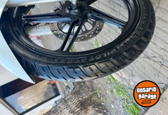 Motos - Honda Titan glh Wave tornado 2019 Nafta 19800Km - En Venta