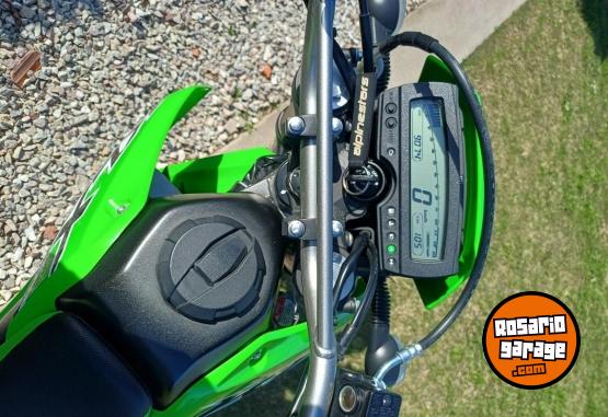 Motos - Kawasaki KLX 300 2024 Nafta 9000Km - En Venta