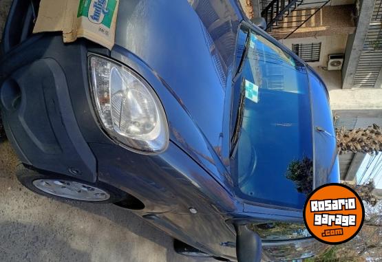 Utilitarios - Renault Kangoo 2016 GNC 275000Km - En Venta