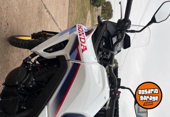 Motos - Honda Transalp 750 2026 Nafta 0Km - En Venta