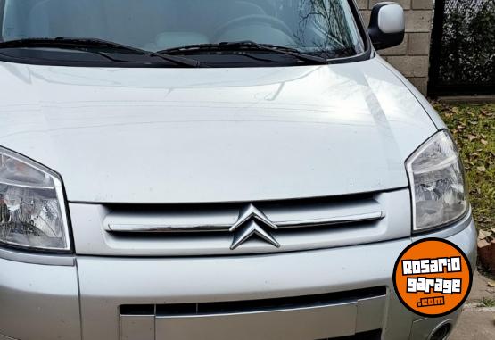 Utilitarios - Citroen Berlingo 2016 Diesel 146000Km - En Venta
