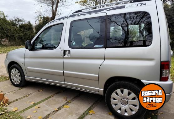 Utilitarios - Citroen Berlingo 2016 Diesel 146000Km - En Venta