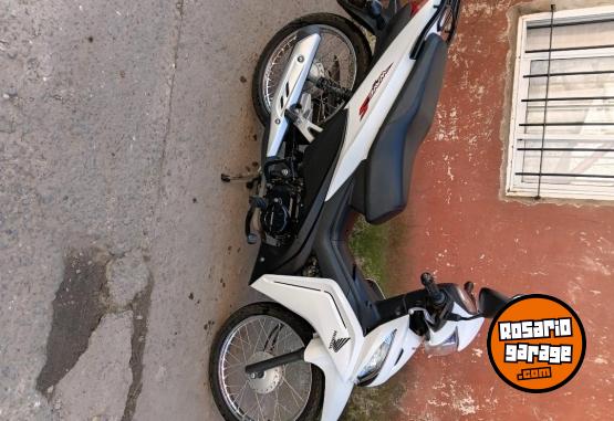 Motos - Honda Wave 2022 Nafta 17000Km - En Venta